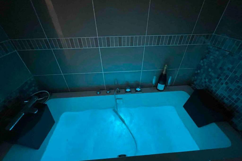 Appartement Piscine Terasse Gym Sauna Balneo Σαιντ-Μαξίμ Εξωτερικό φωτογραφία